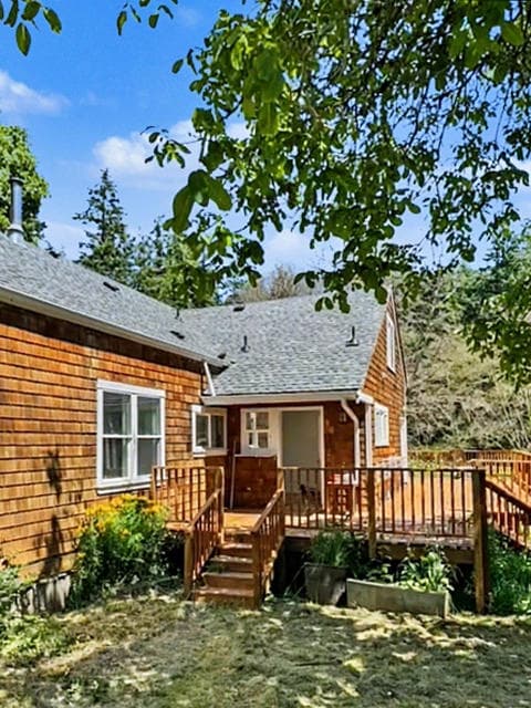 4126 Ginnett Rd photo 7
